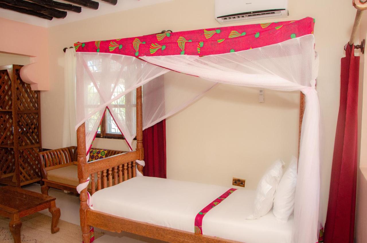 Zanpalm Boutique Hotel Michamvi Extérieur photo